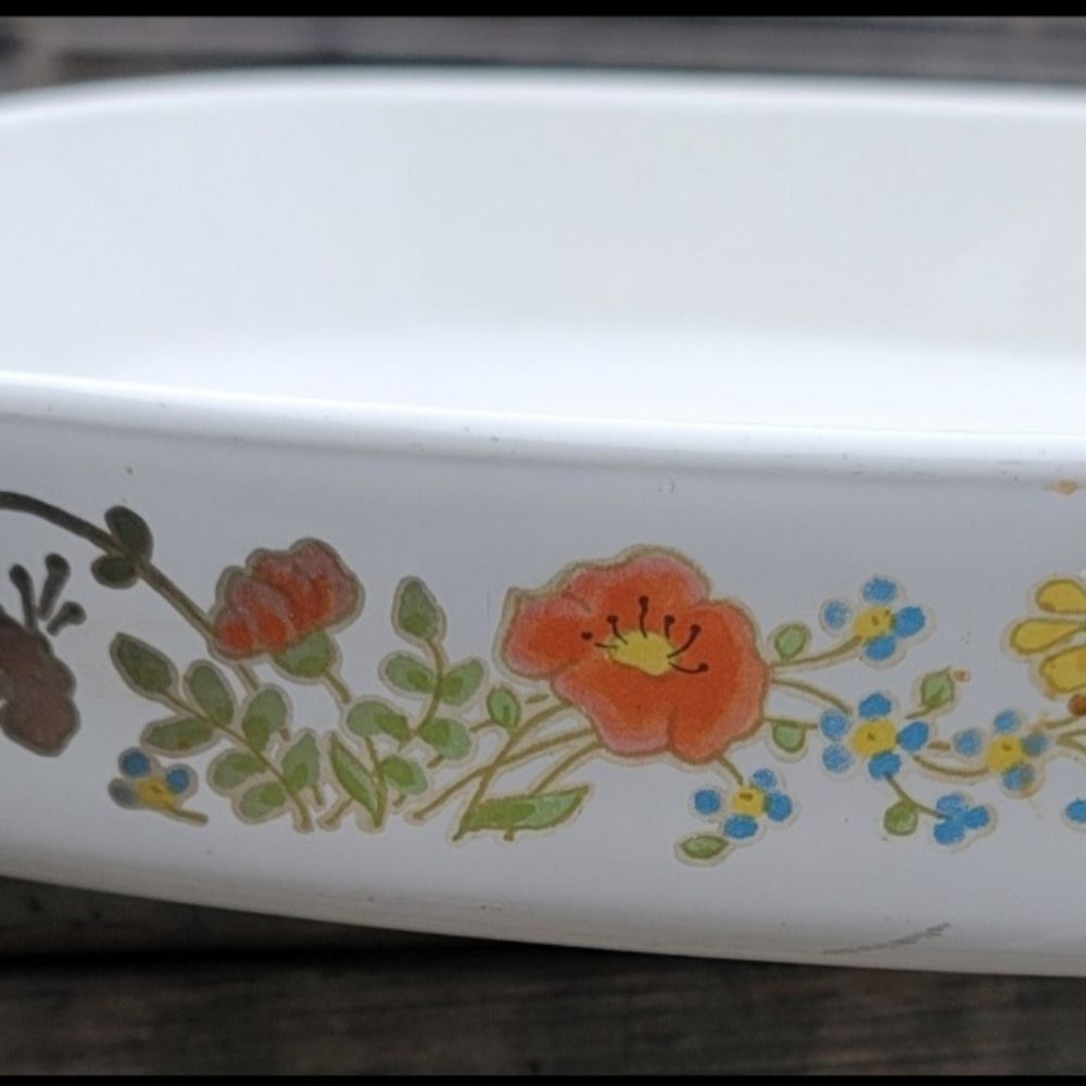 Corning Ware WildFlower 10x10x2 Casserole Dish
